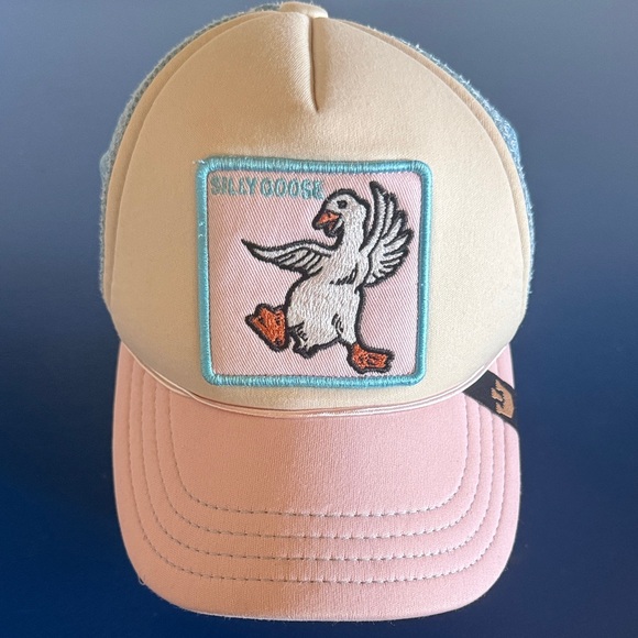 Goorin Sand Castle Kids Silly Goose Trucker Hat Pink Mesh Snapback - Picture 3 of 9